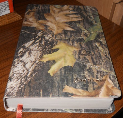 The Holy Bible: New King James Version, Camouflage, Leathersoft, Giant Print Edition (Signature Series) - Click to Buy