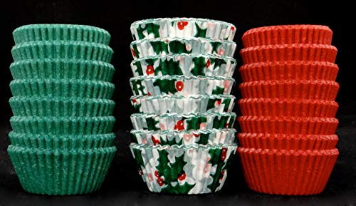 Candy Molds N More - Assorted Christmas Candy Cups #5 Holly - Red, Green - 200 Each/600 Total - Disposable Plastic, Paper Cups - Click to Buy