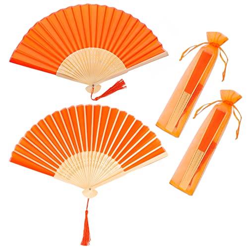 Handfächer, 2er Klein Handfächer aus Stoff für eine Abkühlung im Sommer, Faltbar Fächer mit Quaste und Fan-Tasche - für Hochzeite Bevorzugung Aufführung Tanz Dekoration (Orange) - Click to Buy